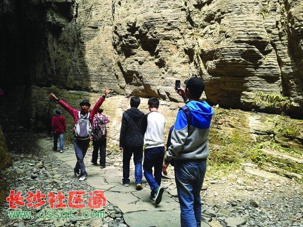 huangj1411258.JPG